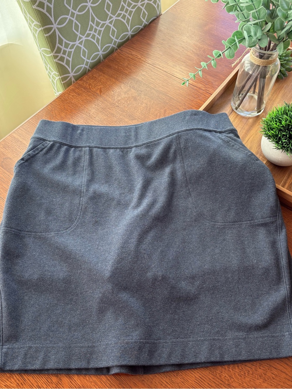 Classic Women's Dark Gray pull on skort